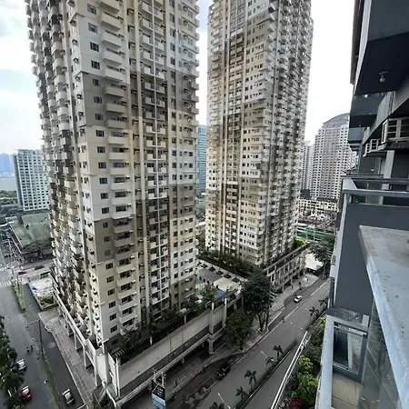 Staycation In Manhattan Heights Tower B Beside Alimall Cubao 3 Pax