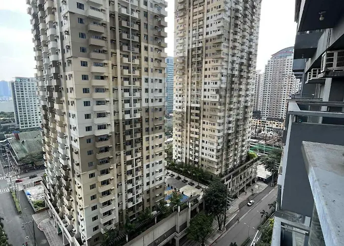 Staycation In Manhattan Heights Tower B Beside Alimall Cubao 3 Pax * 马尼拉