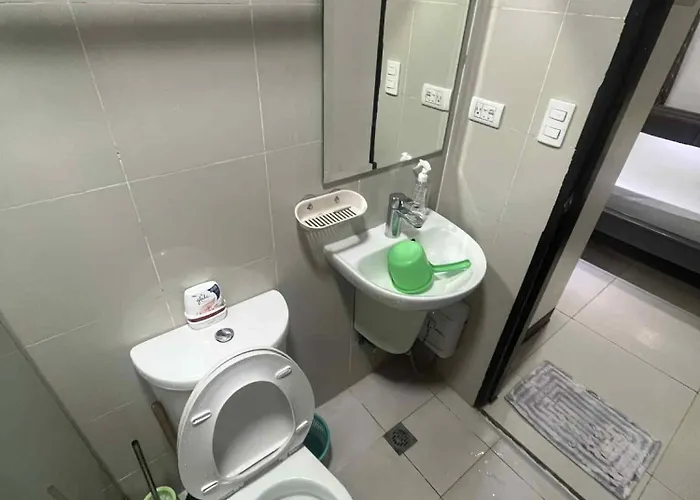 公寓式飯店 Staycation In Manhattan Heights Tower B Beside Alimall Cubao 3 Pax 马尼拉