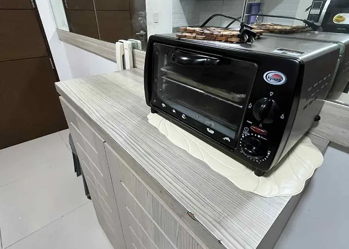 公寓式飯店 Staycation In Manhattan Heights Tower B Beside Alimall Cubao 3 Pax *